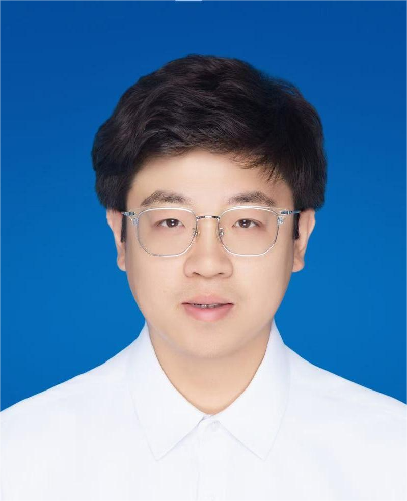 冯宇2.png